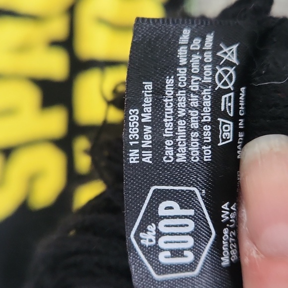 Space Invaders, Atari, Gamer, scarf, black, yellow, alien, pink, blue, f… - Picture 4 of 9